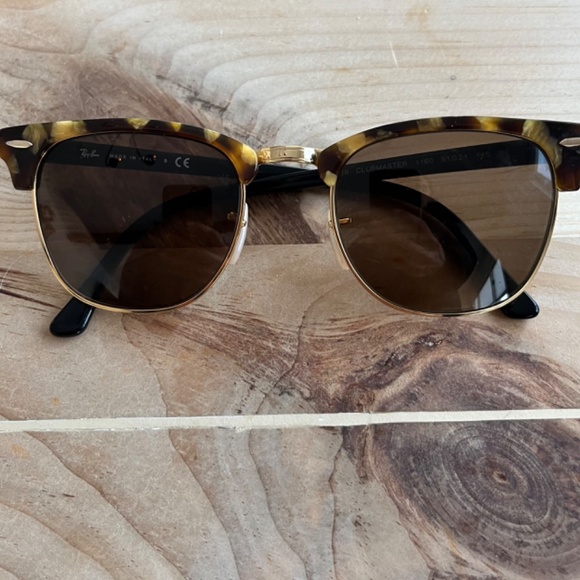 Ray-Ban Clubmaster Classic Sunglasses
